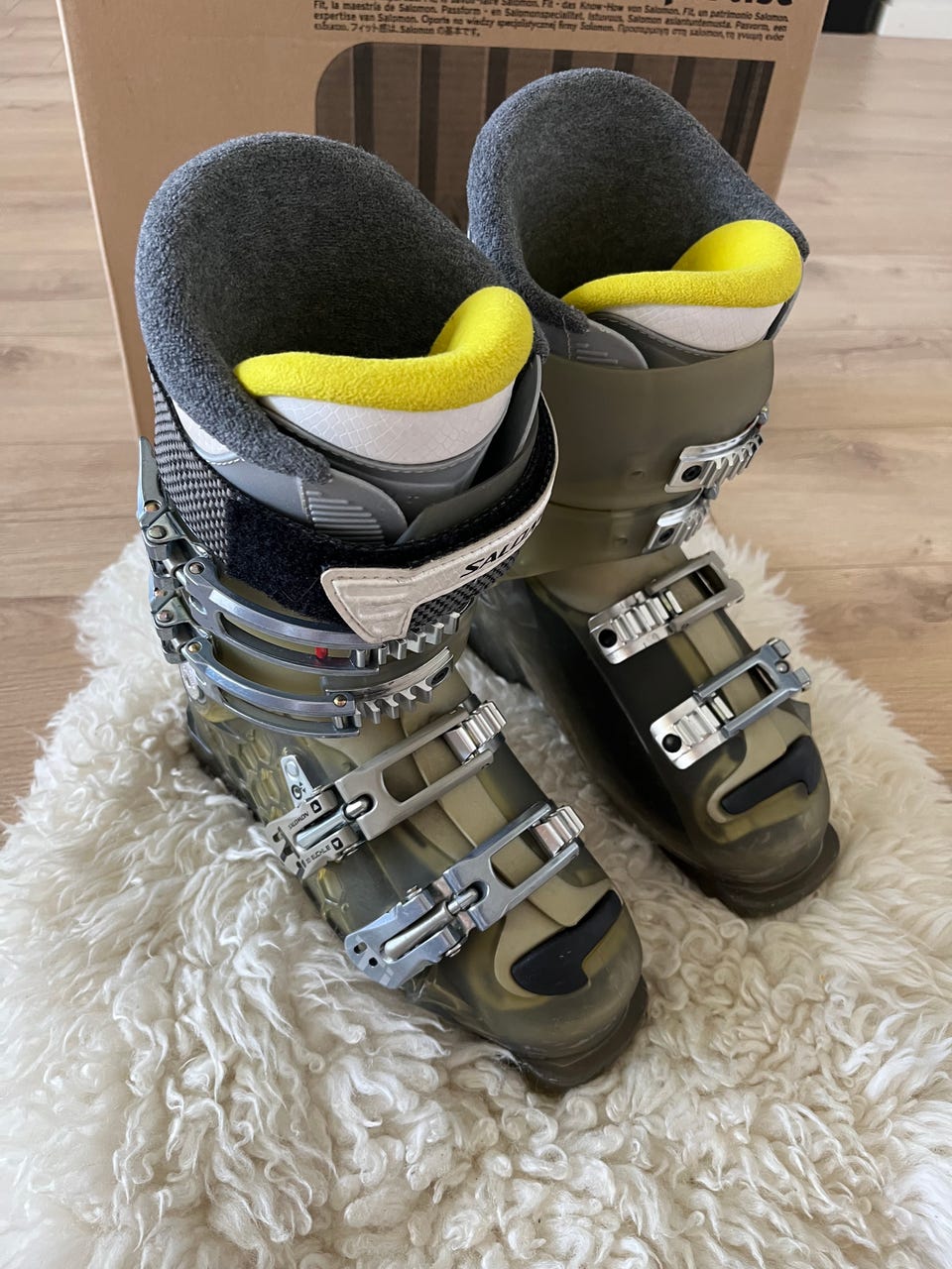 スキー 24-24.5 SALOMON RUSH スキー 24-24.5 SALOMON RUSH Salomon Rush 8 Women's Ski Boots