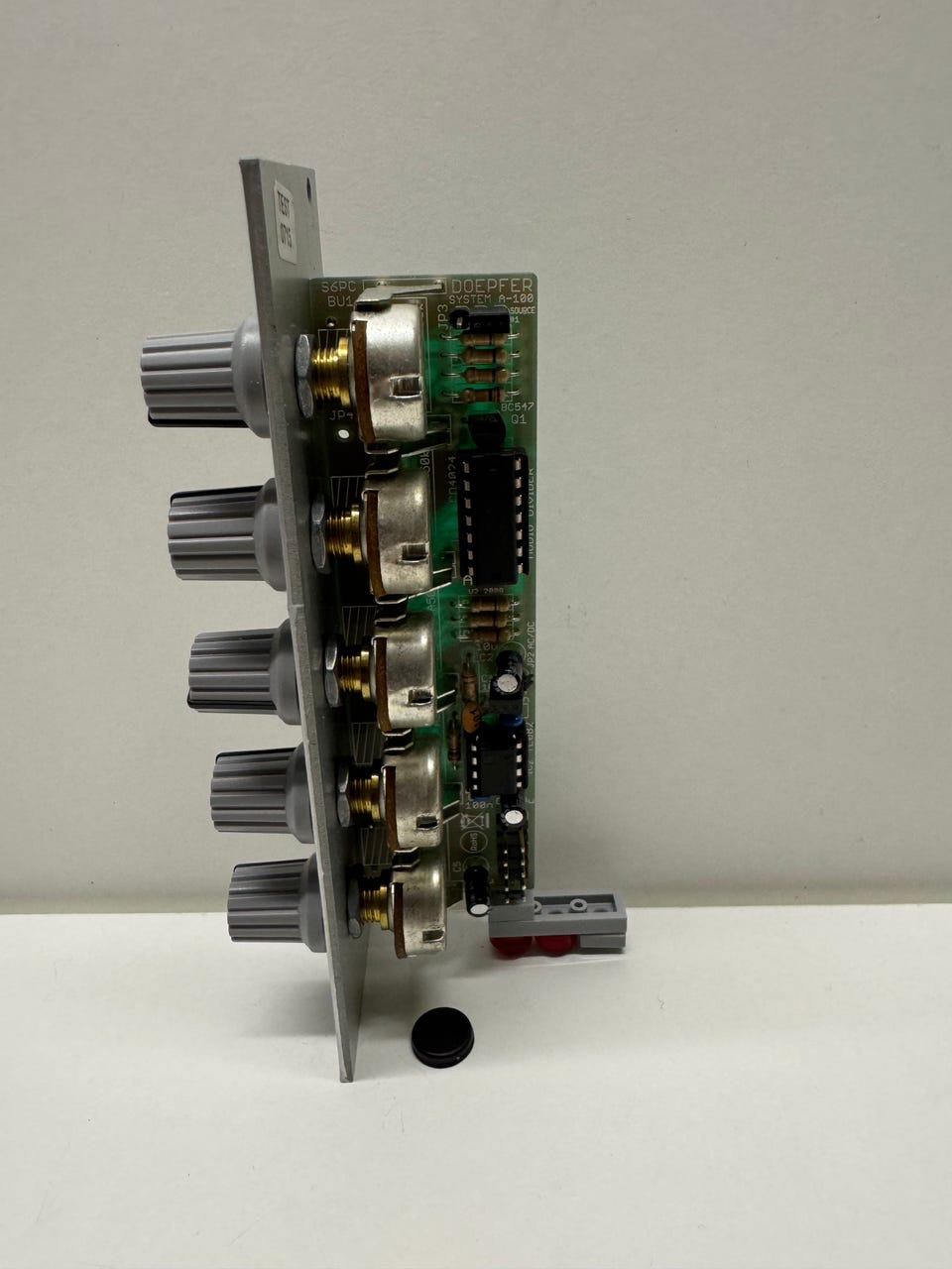 Doepfer A-115 DV Audio Divider -moduuli | Tori