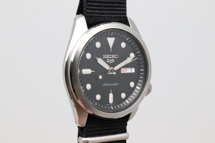 美品 SEIKO セイコー5 スポーツ 4R36-08L0 SRPE67K1 美品 SEIKO セイコー5 スポーツ 4R36-08L0 SRPE67K1 - メルカリ