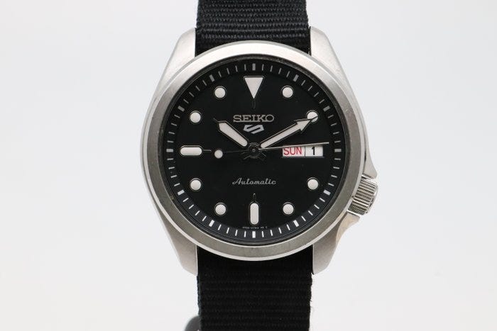 Seiko - Seiko 5 - SRPE67K1 | 4R36-08L0 - Miehet - 2020- | Tori
