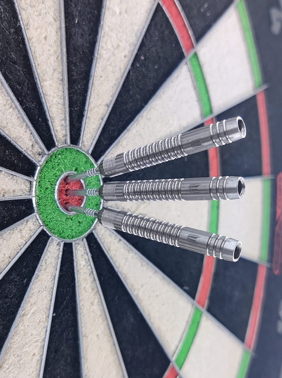 target ハードダーツ Dimitri vandenBergh G2 23g target ハードダーツ Dimitri vandenBergh G2 23g ダーツ