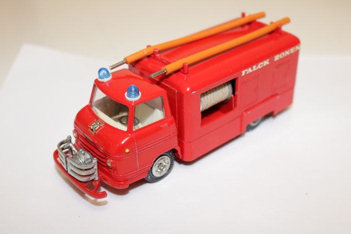 TEKNO 459 ボルボ FALCK ZONEN 消防車 15cm TEKNO 459 ボルボ FALCK ZONEN 消防車 15cm | ☆すべての商品
