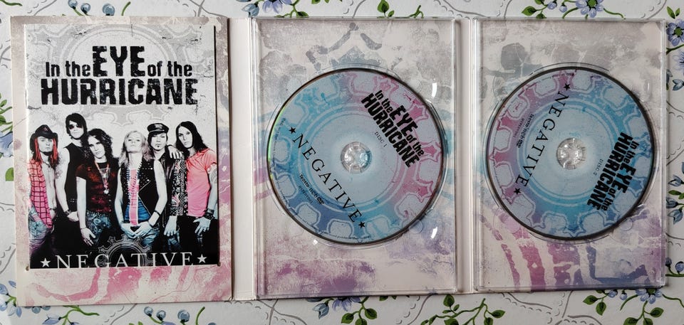 DVD Negative In the Eye of the Hurricane | Tori