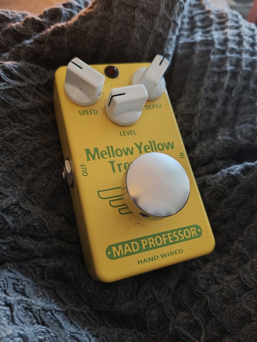 Mad Professor Mellow Yellow Tremolo Hand Wired | Tori