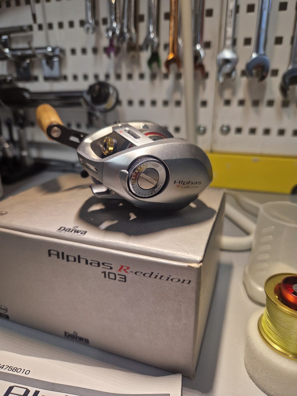 美ダイワ アルファス R edition 103 右巻き ベイトリール UGJCOWZY