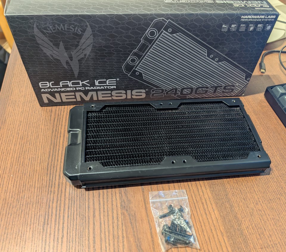 パソコン用本格水冷ラジエター BlackIce®GTX480 Black Ice Nemesis 480