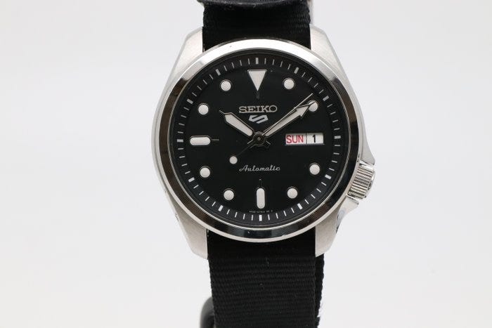 Seiko - Seiko 5 - SRPE67K1 | 4R36-08L0 - Miehet - 2020- | Tori