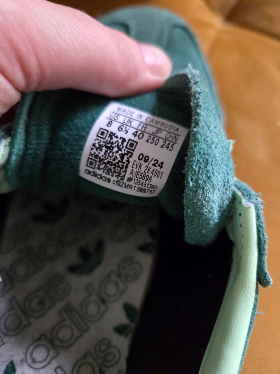 Adidas spezial tennarit Tori