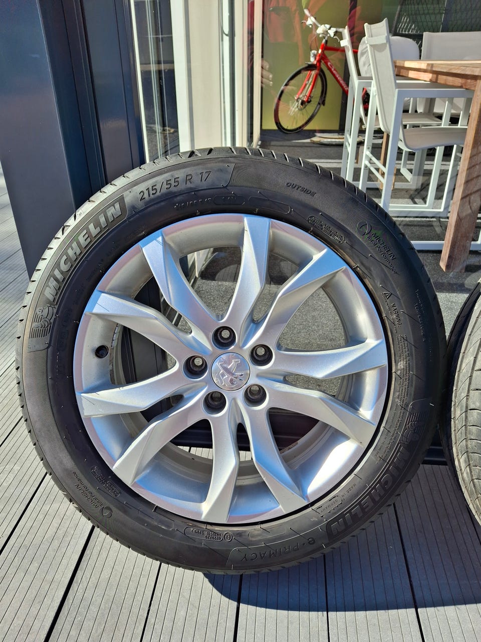 Peugeot 508 OEM alut 215/55 17 kesärenkailla | Tori