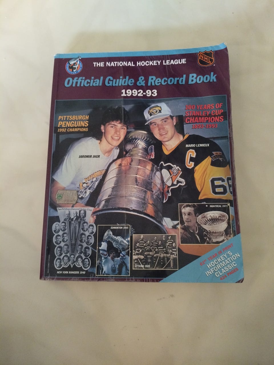 NHL Official Guide & Record Book 1992–93 jääkiekkokirja | Tori