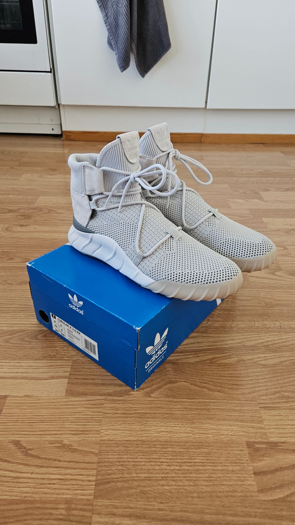 Adidas Tubular X 2.0 PK tennarit koko 42 | Tori