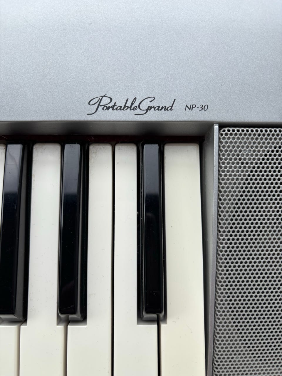 Yamaha Portable Grand NP-30 sähköpiano | Tori