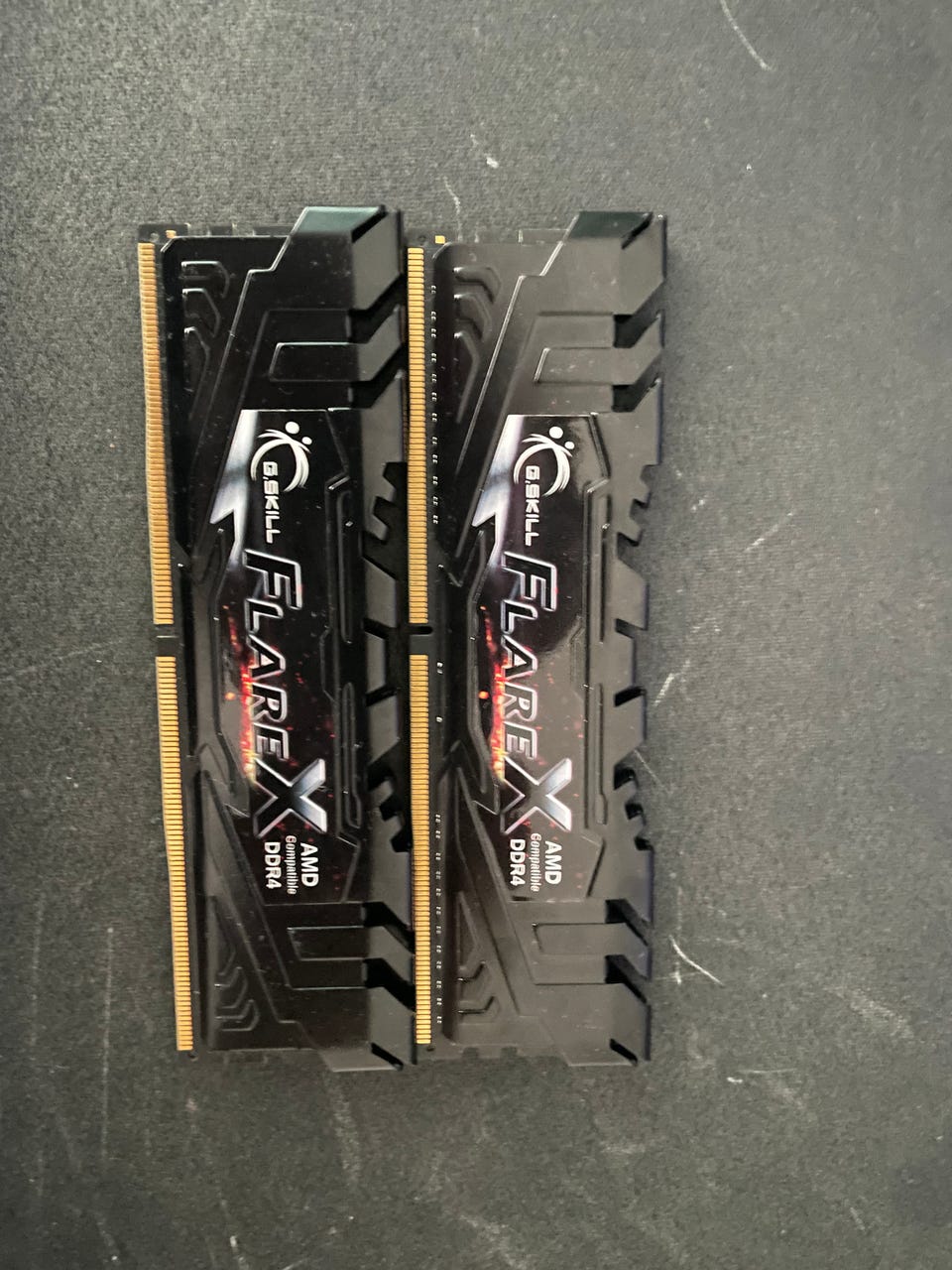 G Skill Flare x 3200 cl14 16gb (2x8GB) | Tori