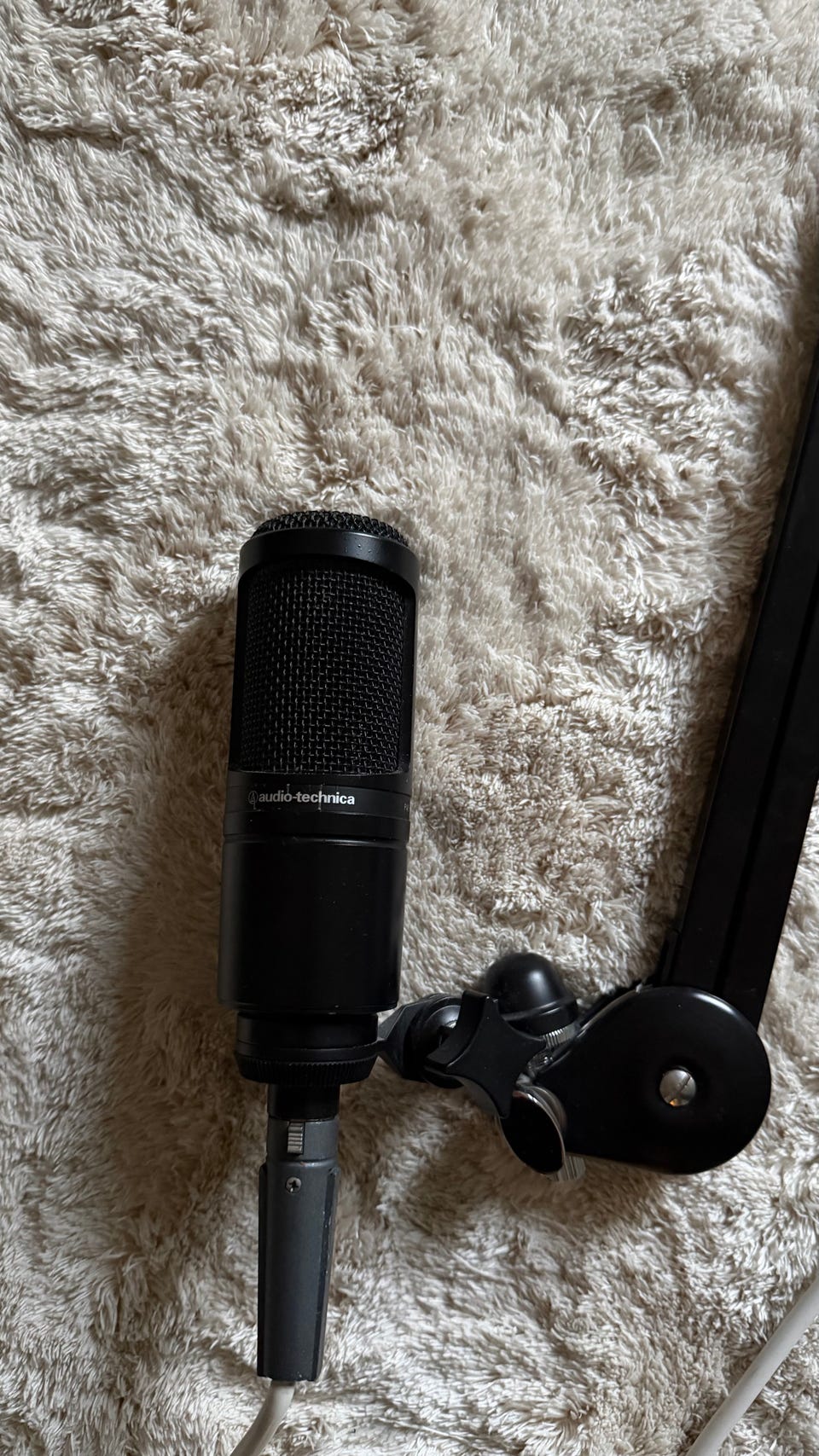Audio Technica AT2020 pöytämikrofoni + Steinberg ur12 | Tori