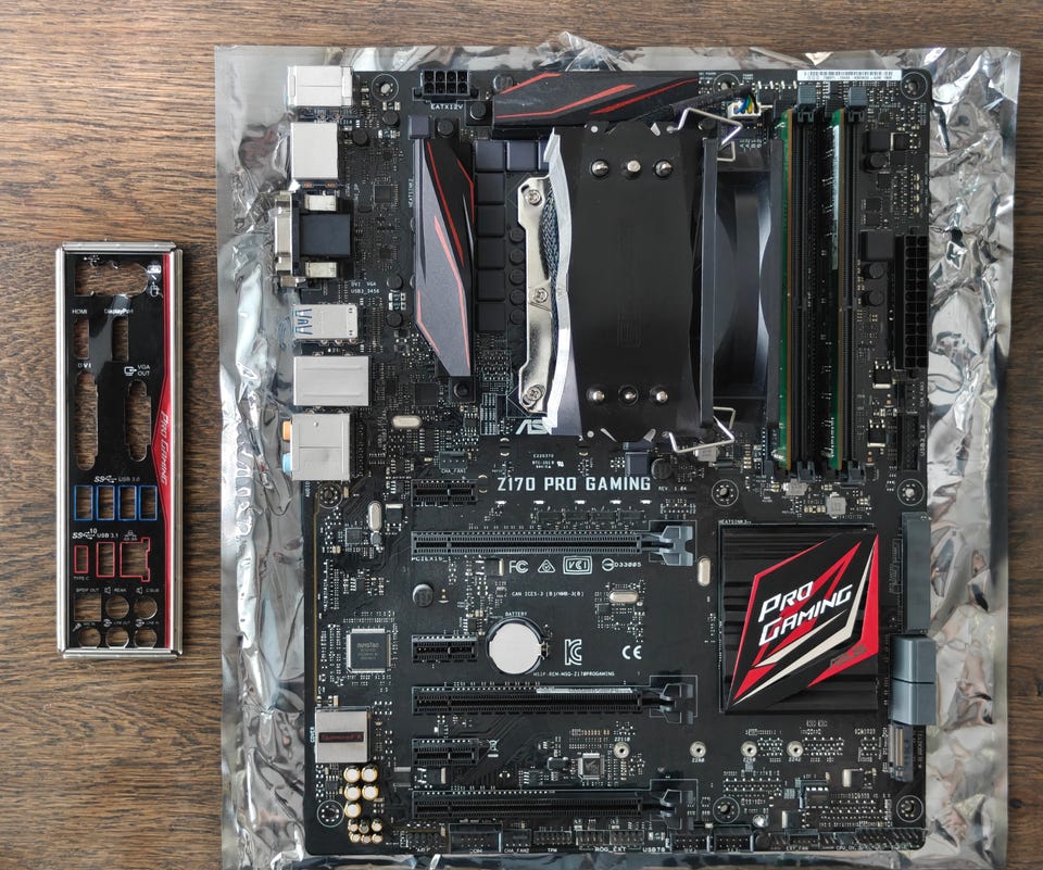 ASUS Z170 PRO GAMING + i5-6600K + 16 GB DDR4 | Tori