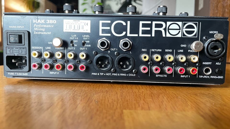 ECLER HAK 380 DJミキサー ジャンク品 Ecler HAK 380 DJ-mikseri | Tori