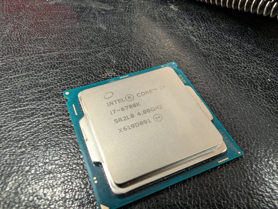 Intel i7 6700K + Asus Z170-A + Noctua cooler | Tori