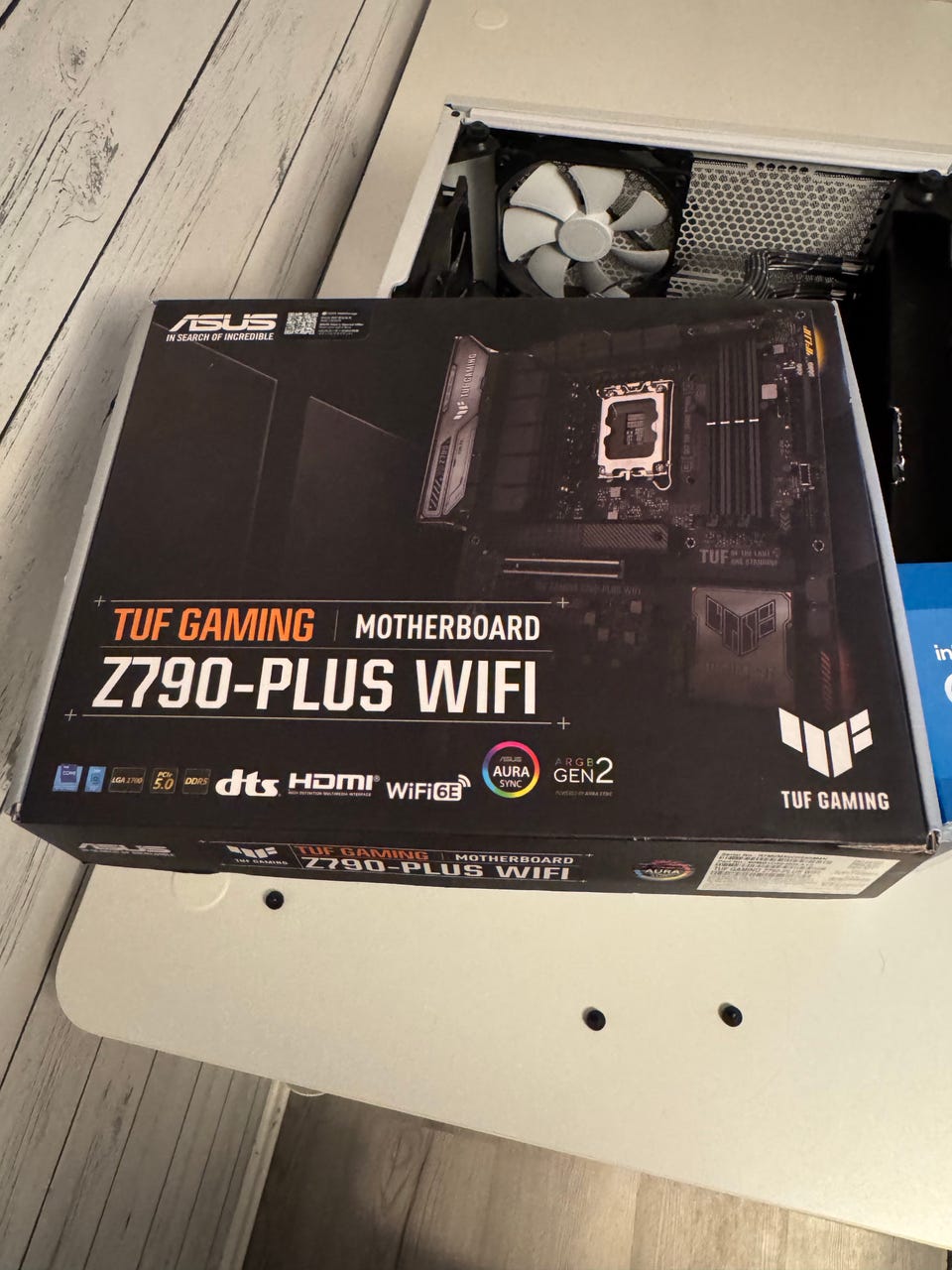 Asus TUF GAMING Z790- plus wifi + core i5 13600k + 32 gb ddr5 | Tori