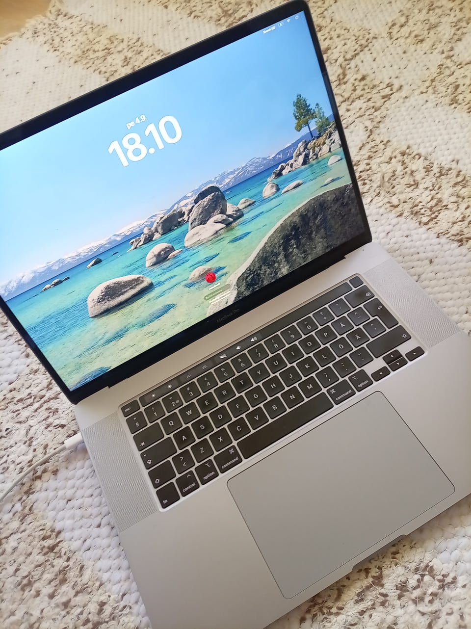 MacBook 16 2019 i9 2,4GHz 32GB / 2TB | Tori