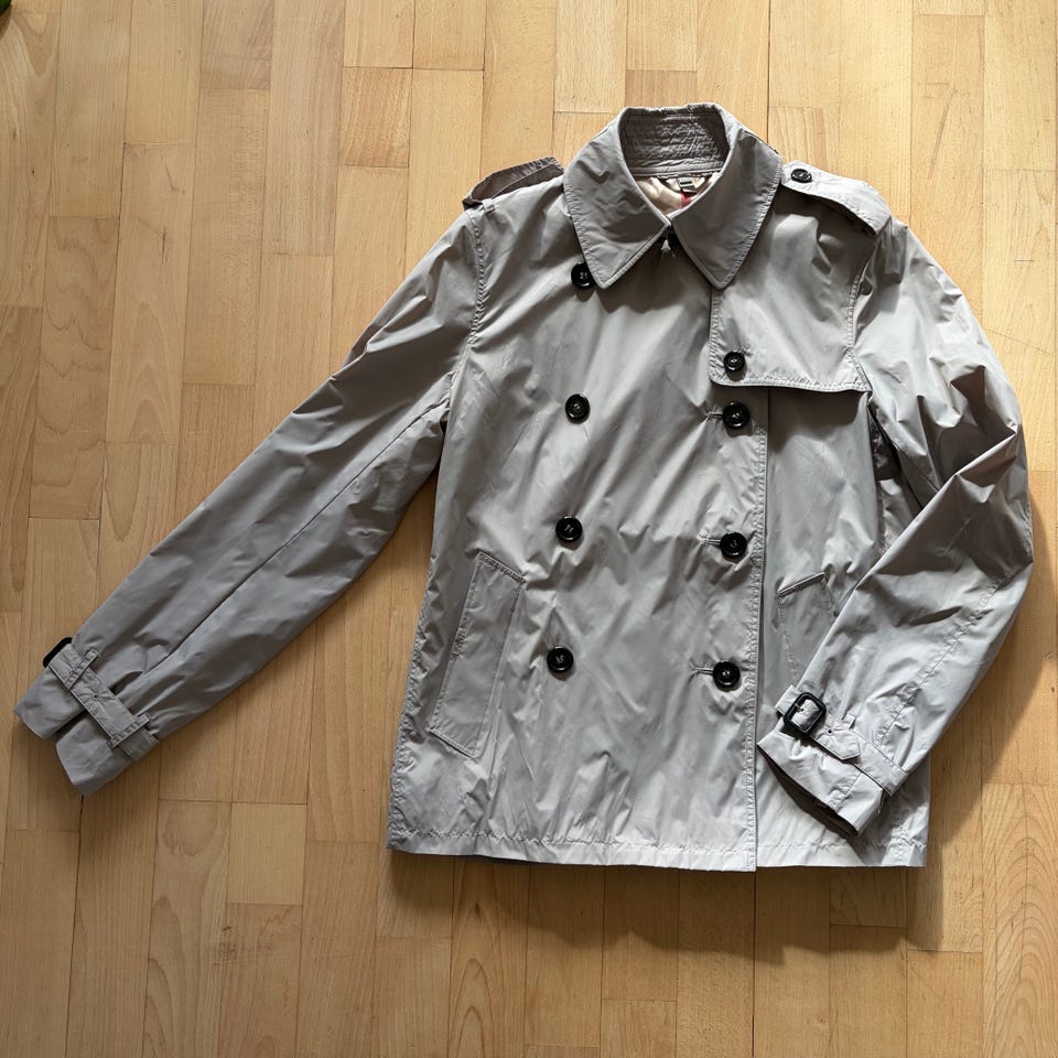 Burberry London, Burberry London Light Nylon Short Trench Coat / Jacket (UK 8 / S)