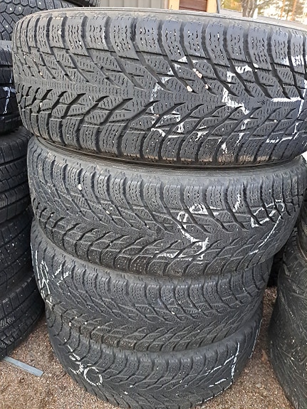 Nokian R3 225/60R18 kitkasarja