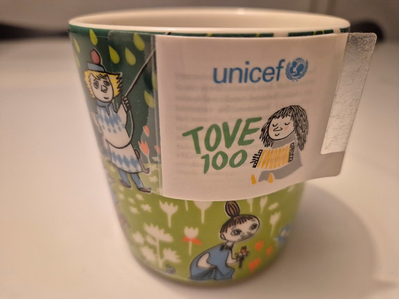 Toven juhla muumimuki