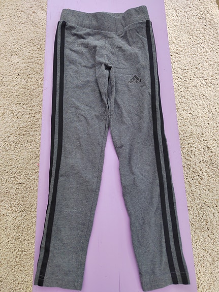 Adidas leggingsit 128