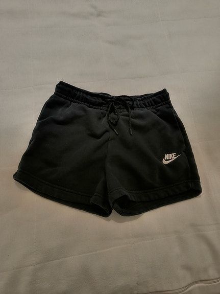 Nike shortsit
