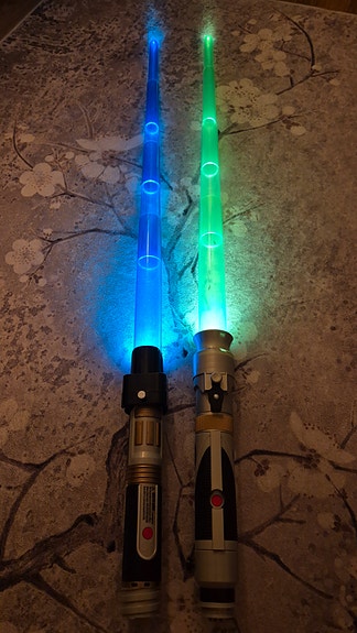 Star Wars rakennettavat valomiekat