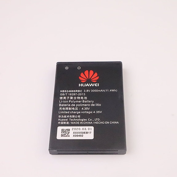 Huawei alkuperäinen E5577 HB824666RBC 3000mAh 3.8V / 4.35V Akku