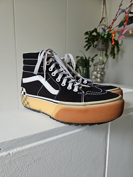 Vans SK8 Hi Stacked

Koko 40,5