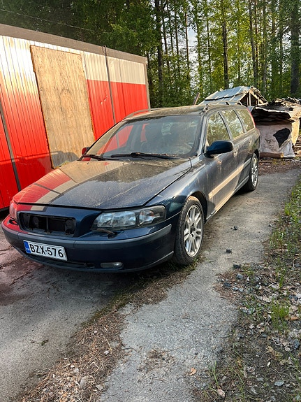 Volvo v70 osina
