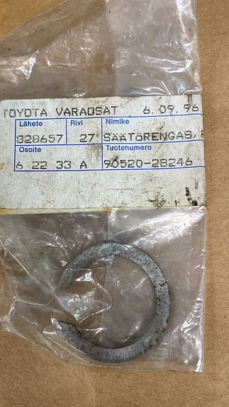 Toyota vaihteiston lukkorengas 90520-28246