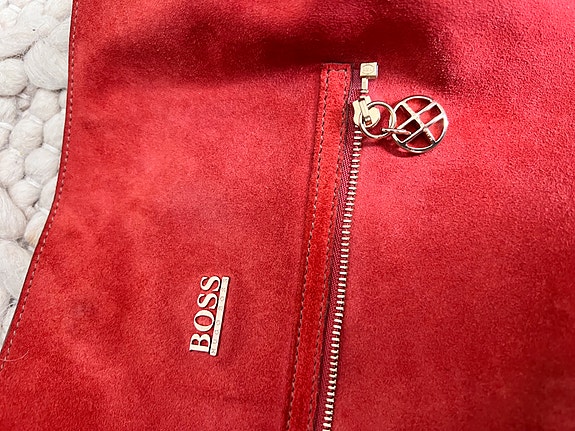 Hugo Boss nahkalaukku