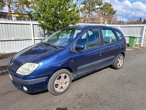 Renault Megane Scenic 1.6 2003 purkuosina