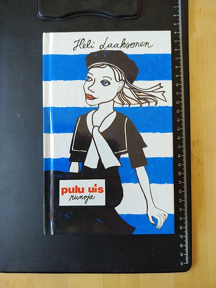 Heli Laaksonen - Pulu uis runoja