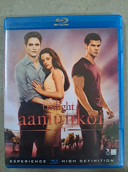 Twilight aamunkoi osa 1 blu-ray