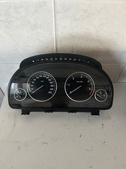BMW 520D F10 mittaristo