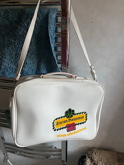 Retro olkalaukku