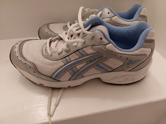 Asics lenkkarit 38-39