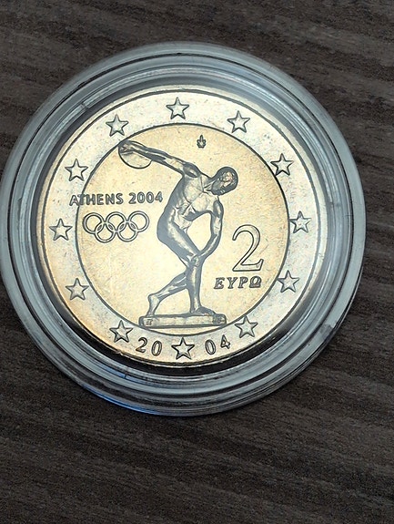 Tässä keräilijälle yksittäinen kolikko 2€ Ateena 2004, TARJOA !