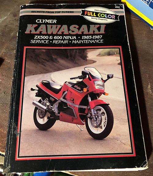 Kawasaki ZX500 & 600 ninja 1985-1987 Huoltokirja