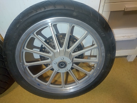 Product image 2 of 8