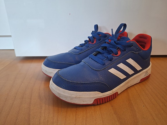 Lasten Adidas tennarit