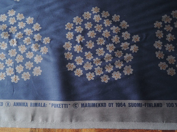 Marimekko PUKETTI Vaatteet kangas