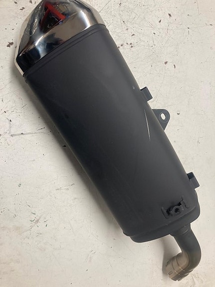 Suzuki SV 650 2016-2018 äänenvaimennin alkuperäinen OEM