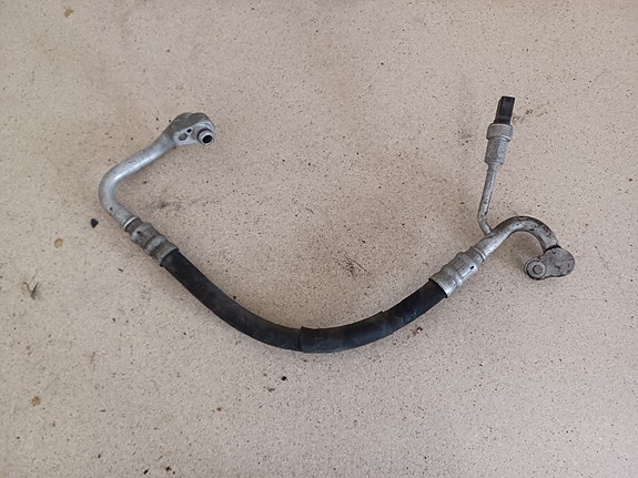 VW GOLF VI 1,6tdi CAYC  ilmastoinnin putki lauhdutin-kompressori 1K0820721CA