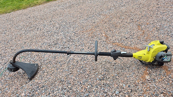 Ryobi polttomoottori trimmeri