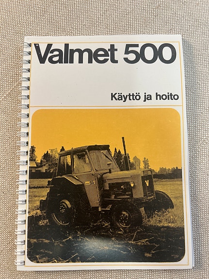 Valmet 500 käyttö ja huoltokirja