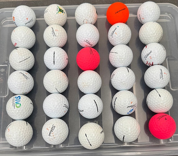 Titleist Velocity palloja